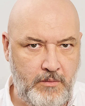 Максим Суханов