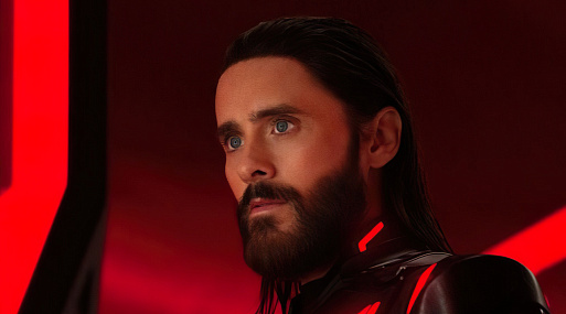 Джаред Лето на свежем кадре фильма «Трон: Арес»