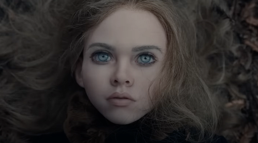 Кукла-андроид показывает свою жестокую «натуру» в отрывке «М3ГАН»