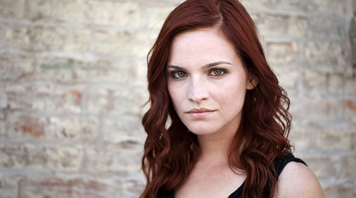 Актриса Рэден Грир обвинила режиссёра Кэри Фукунагу в принуждении сниматься топлес