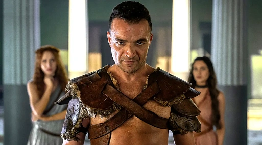 Гладиаторы готовы к бою на новых кадрах сериала «Спартак: Дом Ашура»