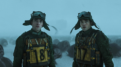 «Микки 17» с Робертом Паттинсоном собрал по миру $53 млн