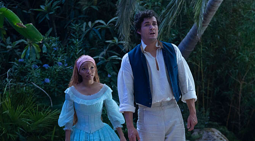 Принц Эрик почти целует Ариэль во фрагменте из новой «Русалочки»