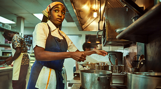 Hulu покажет второй сезон сериала «Медведь» в начале лета