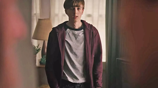 Актёр из «Ривердэйла», застреливший свою мать, планировал убить премьер-министра Канады