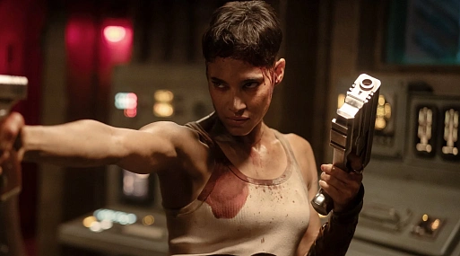 Новый кадр из фильма «Мятежная Луна: Дарующая шрамы»