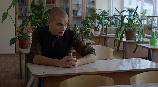 Фильм-участник Каннского кинофестиваля «Сложноподчинённое» дебютировал в Сети