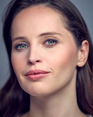 Фелисити Джонс