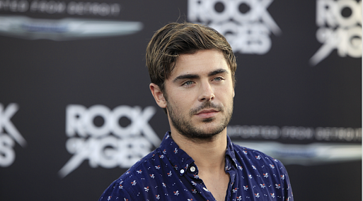 Зак Эфрон снимется в ремейке комедии «Трое мужчин и младенец»