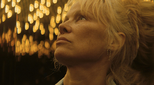 Памела Андерсон в новом отрывке мелодрамы «Шоугёрл»