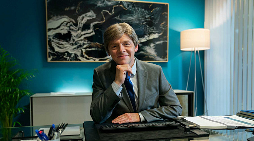 Сериал «Искатели правды» с Ником Фростом и Саймоном Пеггом отправится в Канны