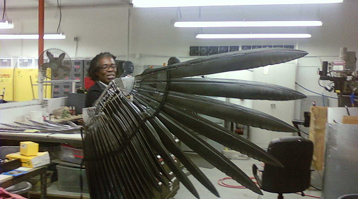 Появилось фото крыльев Стервятника из неснятого «Человека-паука 4» Сэма Рэйми