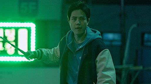 «Никто не знал, что придёт он»: трейлер корейского боевика «Мститель: Игра на выживание».