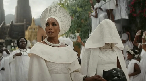 Художница по костюмам фильма «Чёрная пантера: Ваканда навсегда» рассказала, как в ленте почтила память Чедвика Боузмана