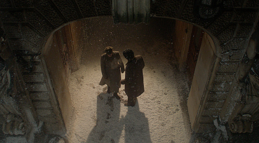 Порвалась связь времён: как «Авиатор» осмысляет нашу потерянность во времени