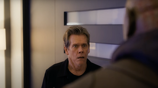 Дракс вламывается в дом Кевина Бейкона в трейлере спешла «Стражей Галактики»