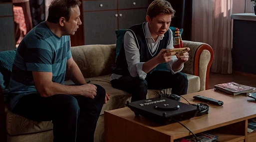 СТС снимет ситком по сценарию от нейросети