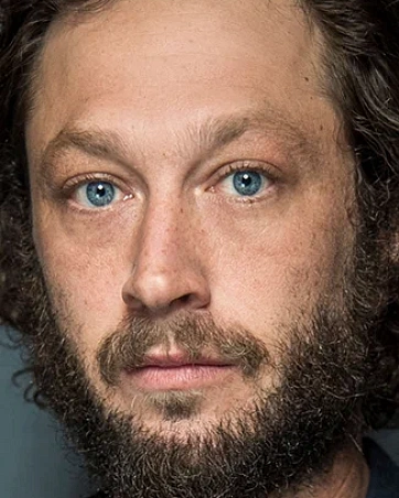 Эбон Мосс-Бакрак