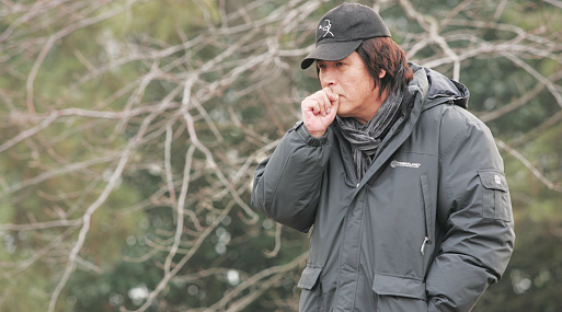 Ли Чхан-дон возвращается в режиссуру с драмой «Возможно, любовь»