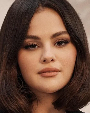 Селена Гомес