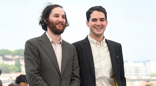 A24 и братья Сэфди спродюсируют сериал о торговке подделками от сценаристки «Грызни»