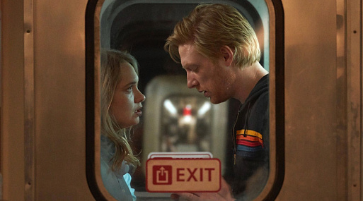 Сериал «Беги» с Мерритт Уивер и Доналом Глисоном закрыли на первом сезоне