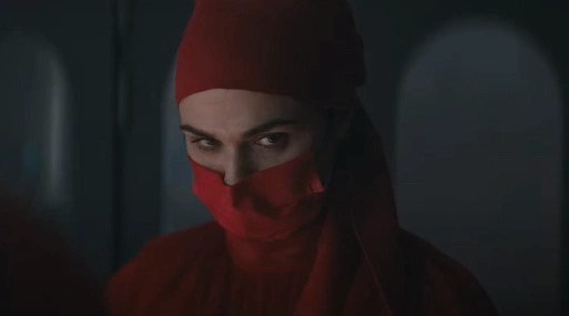 Рэйчел Вайс уживается с сестрой-близнецом в трейлере сериала «Связанные насмерть»