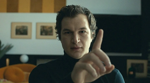 «Снега больше не будет»: зона всеобщего отчуждения