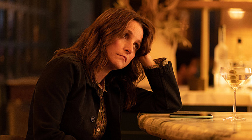 Джулия Луи-Дрейфус узнаёт ужасную правду в трейлере комедии «Ты ранил мои чувства»