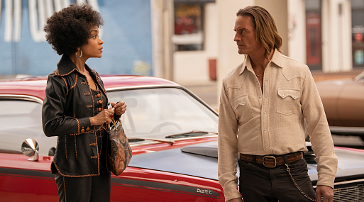 Джош Холлоуэй и Рэйчел Хилсон в новом трейлере сериала «Дастер»