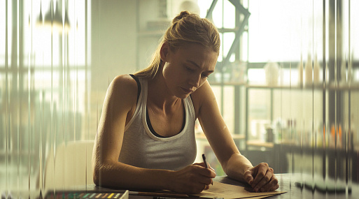 «Синдром» с Оксаной Акиньшиной: неуклюжий ситком, прикидывающийся авторским триллером