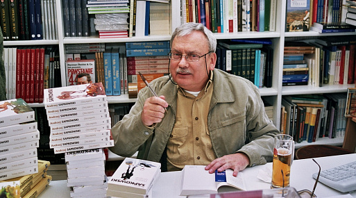 Сериал «Ведьмак» от Netflix не впечатлил писателя Анджея Сапковского