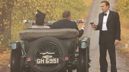 Николас Кейдж в роли прототипа Джеймса Бонда на съёмках Fortitude