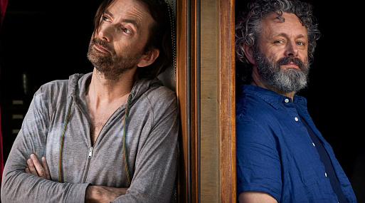 Комедийный сериал «Постановка» с Дэвидом Теннантом и Майклом Шином продлили на второй сезон