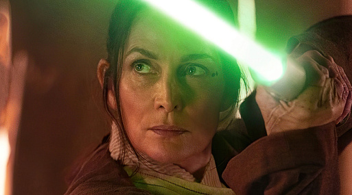 Стали известны подробности о персонаже Керри-Энн Мосс в сериале «Аколит»