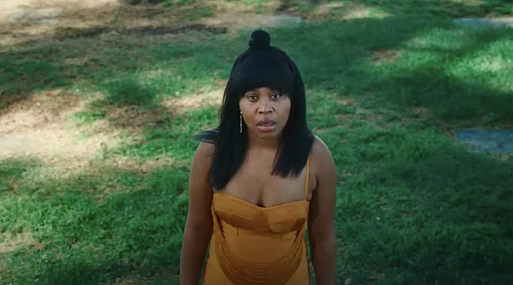 «Она не такая, как все остальные»: вышел трейлер сериала Дональда Гловера «Рой»