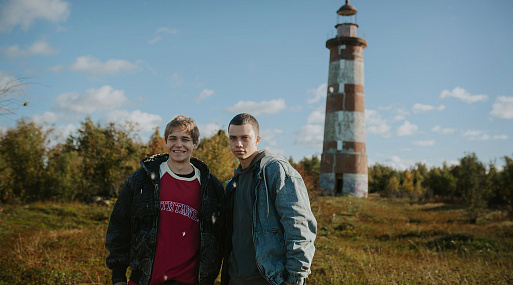 Вышел тизер-трейлер драматического сериала «Маяк»