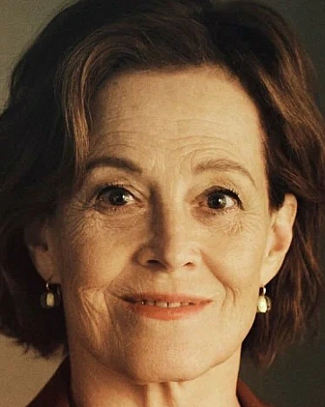 Сигурни Уивер