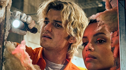 Джо Кири и Лиам Нисон в трейлере фантастической экшен-комедии «Холодное хранилище»