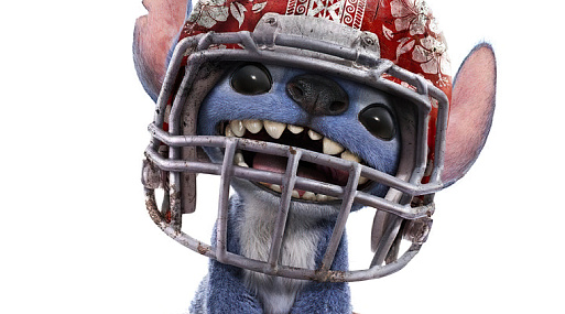 Стич играет в американский футбол на новом постере «Лило и Стич»