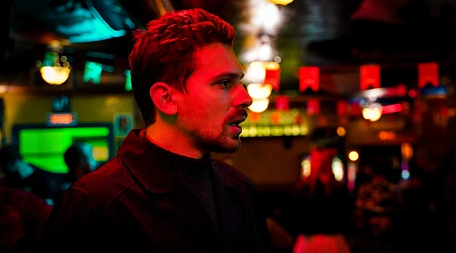 Отрывок из сериала «Теория больших денег»