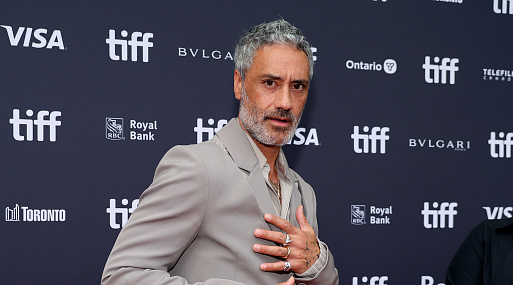 Тайка Вайтити подтвердил скорый выход «Клары и Солнце» с Дженной Ортегой