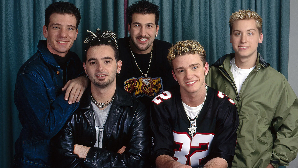 Специальные песни. NSYNC группа 2000. Джастин Тимберлейк NSYNC. Джастин Тимберлейк в группе Нсинк. Тимберлейк группа 2000.