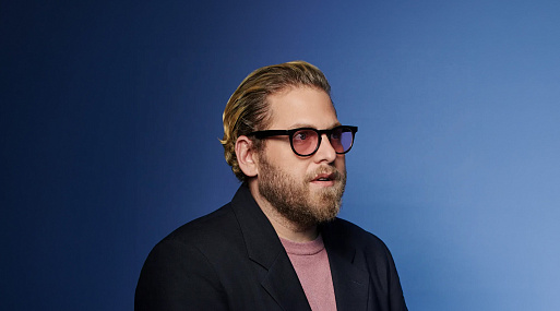 Драматург, продавец скейтбордов и икона стиля: Что мы знаем и не знаем про Джону Хилла