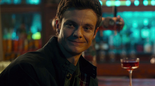 Джек Куэйд в ролике боевика «Новокаин» к Супербоулу