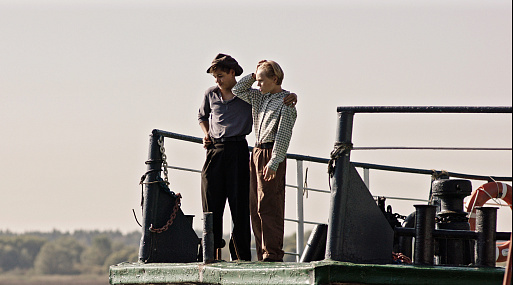 Премьера постера проникновенной драмы «Мой друг» со звездой «Экипажа»