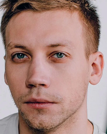 Александр Кузнецов