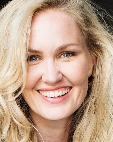 Эллен Доррит Петерсен