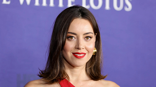 Обри Плаза в новой рекламе Mountain Dew