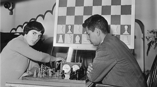 Суд рассмотрит иск шахматистки Ноны Гаприндашвили против Netflix